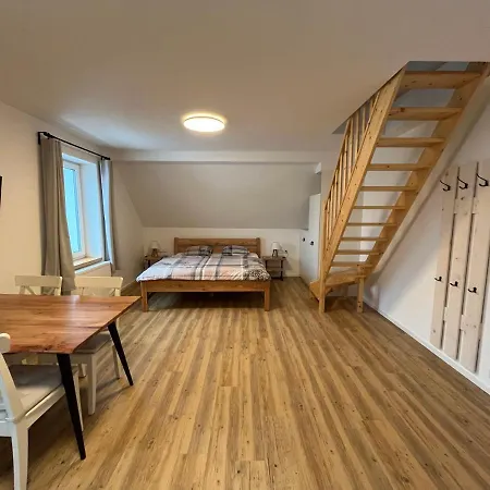 Josefac S Detskym Hristem A Saunou Apartman *